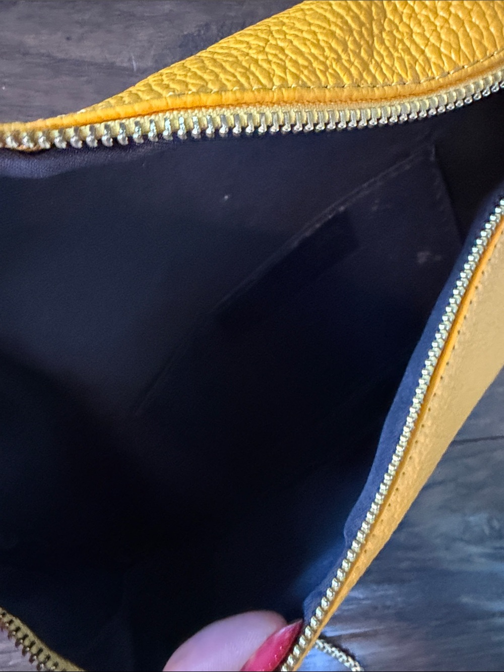 Yellow Leather Crossbody Belt Bag made in Italy - Picture 3 of 5